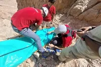 جزئیات حادثه کوه صفه اصفهان؛ سقوط مرگبار جوان ۱۸ ساله