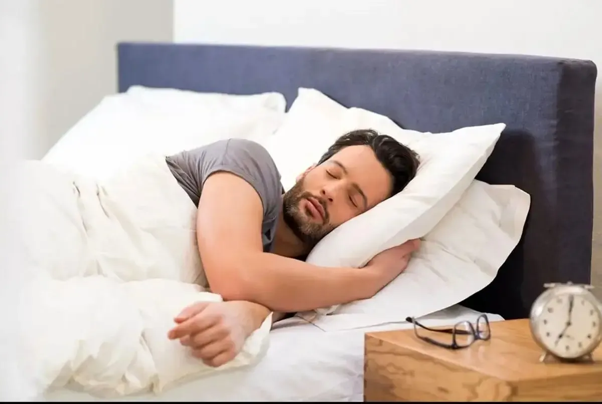 اگر بیشتر از این ساعت می‌خوابید، شما در معرض ابتلا به آلزایمر هستید