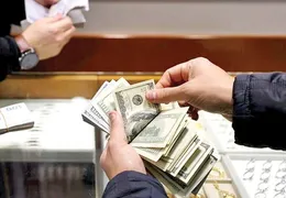 ببینید| واکنش صداوسیما به دلار ۱۰۰ هزار تومانی فضای مجازی را ترکاند!