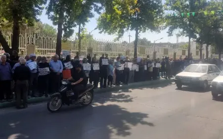 بازنشستگان فولاد 