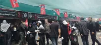 موکبِ محوری صندوق بازنشستگی کشوری در خیابان اردبیل در مجاورت خیابان آزادی؛ پایگاه شبانه‌روزی خدمت به سوگوارانِ رهبر شهید