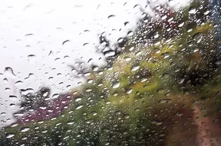 بارش باران در نقاطی از کشور / تشدید بارندگی در شمال