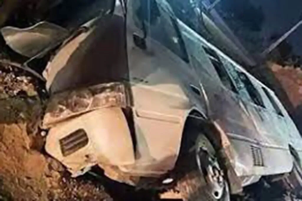شب تلخ زائران ایرانی در نجف/ واژگونی اتوبوس، آتش‌سوزی ون و برخورد مینی‌بوس!