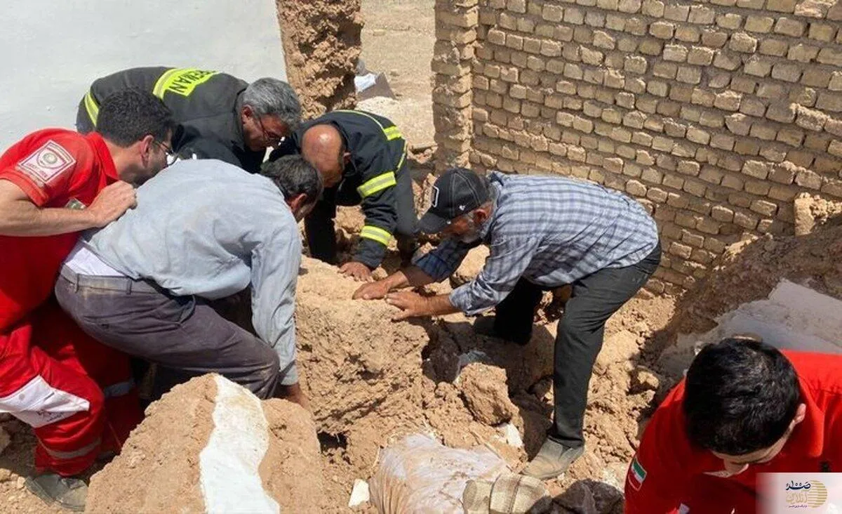 شوخی ساده جان کارگر را گرفت!/ مرگ بر اثر سقوط در استخر ذخیره آب کارخانه