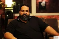 وضعیت رضا صادقی پس از عمل جراحی چگونه است؟