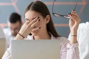 کاهش ناگهانی بینایی را جدی بگیرید