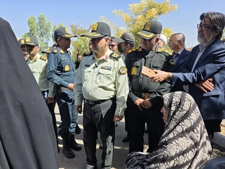 پسر ۱۲ ساله راننده، مادر ۳۶ ساله سارق/ سرقت طلاجات بانوان مسن در کرمان با نقشه از پیش‌طراحی‌شده