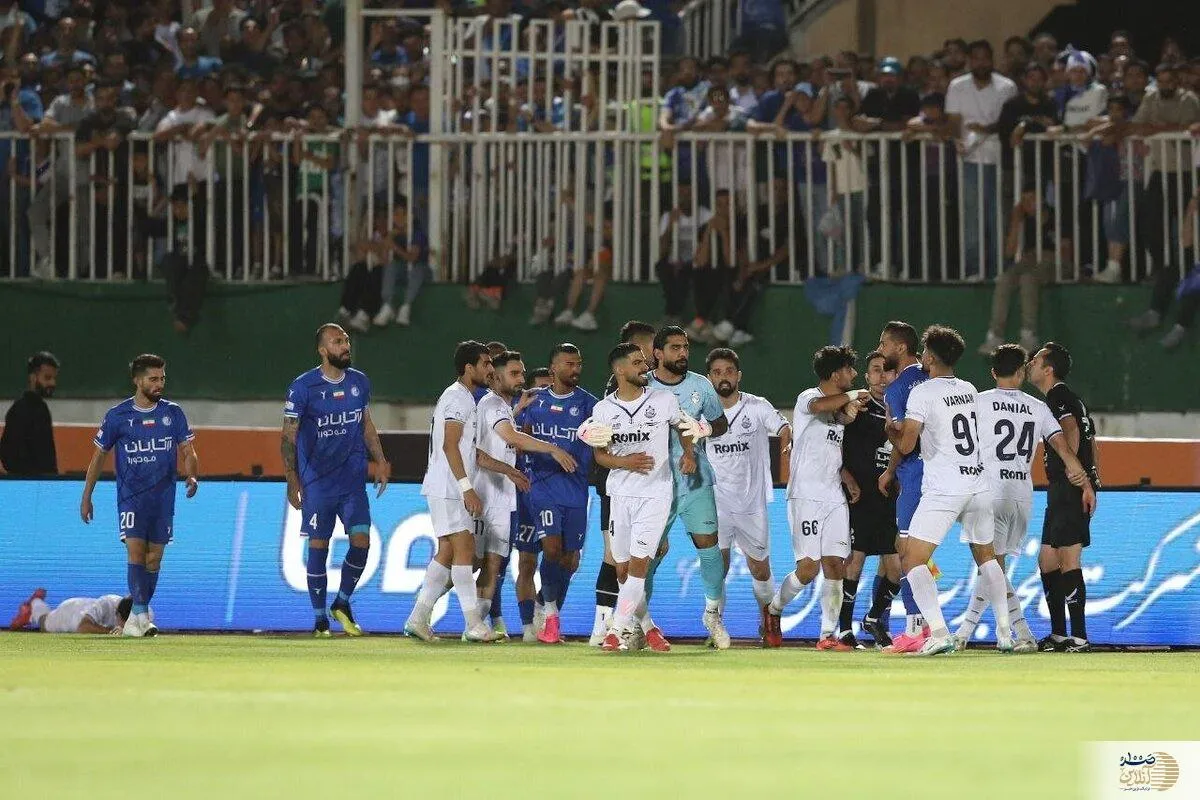 گل اول استقلال در نیمه دوم وقت اضافه